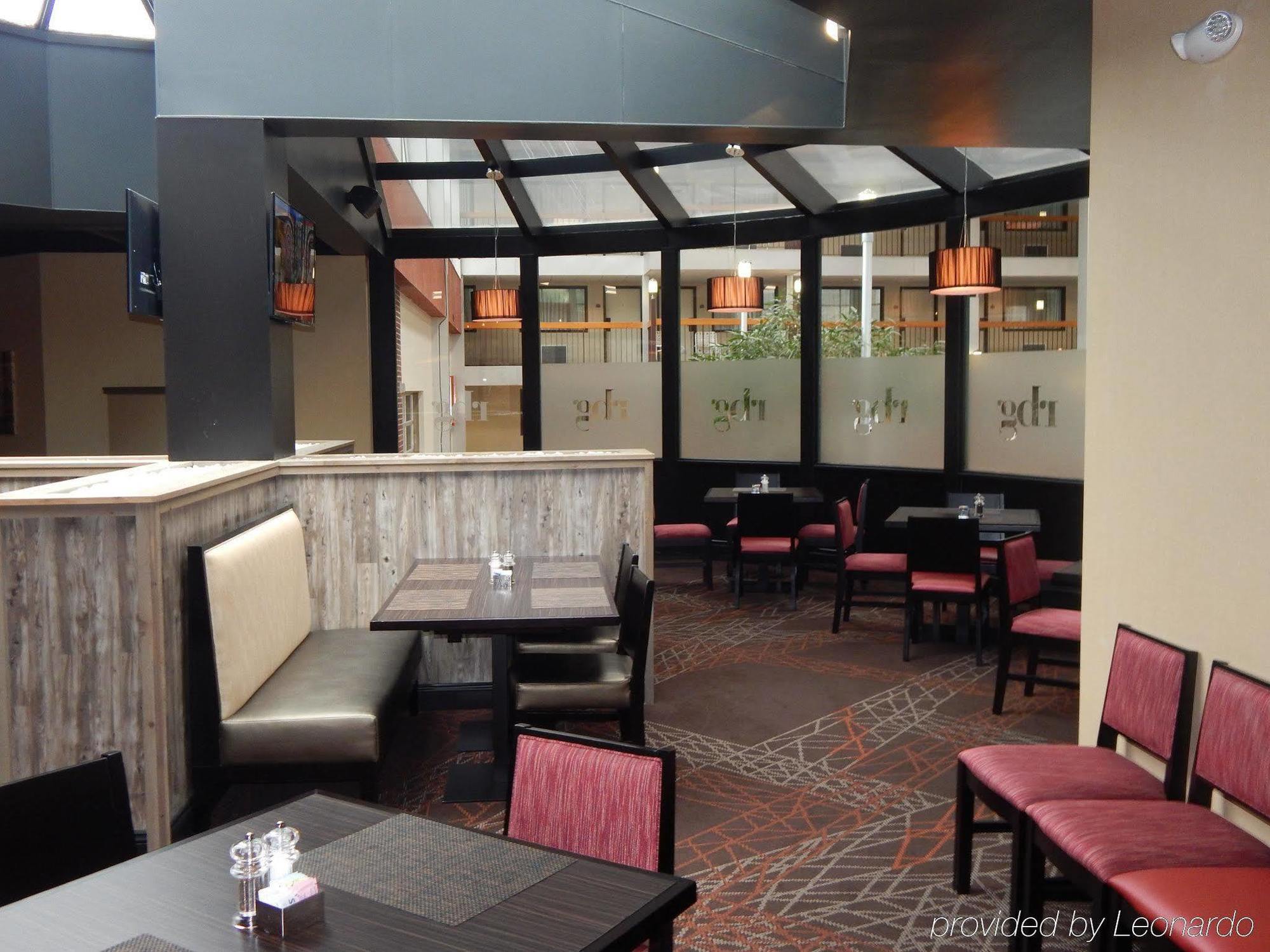 Ramada By Wyndham Hotel 3*